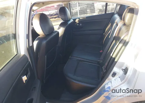 2010 Nissan Sentra 2.0Sl z USA, uszkodzony, nr VIN 3N1AB6APXAL659093